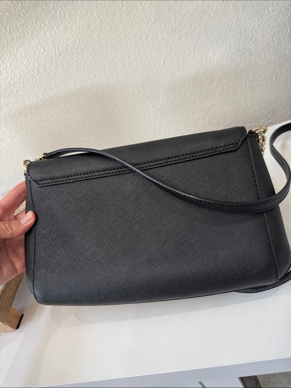 Kate Spade Black Crossbody Shoulder Bag with Gold Chain Handle Strap - Picture 7 of 11